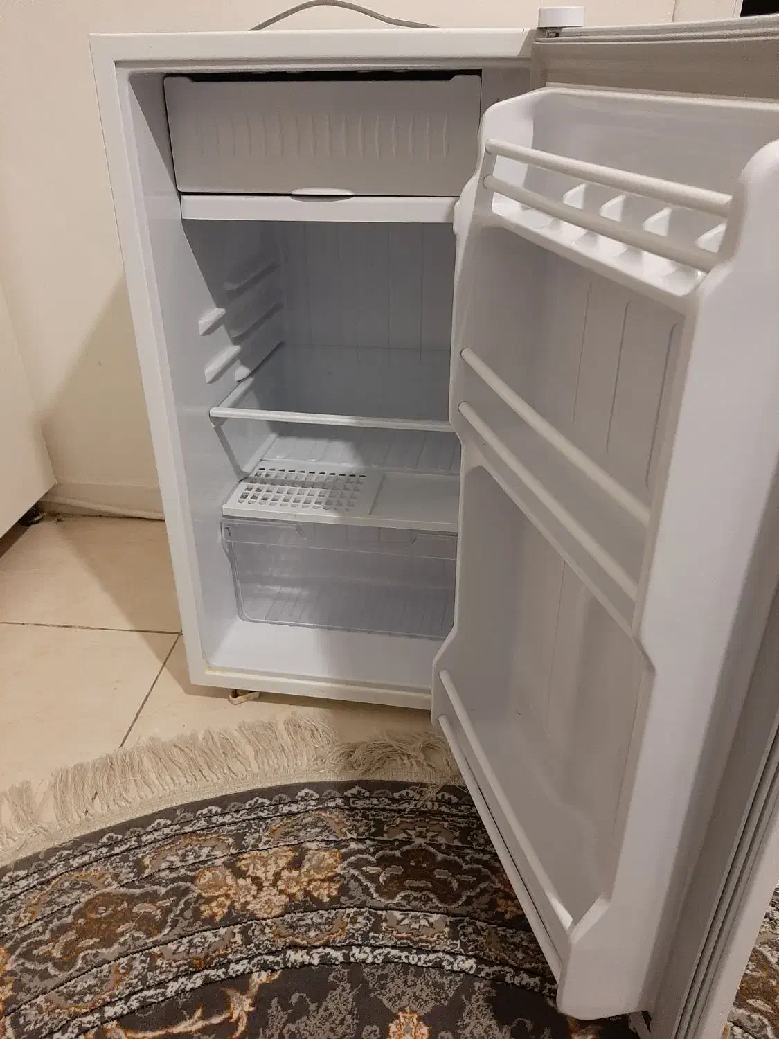 یخچال ایستکول|یخچال و فریزر|شیراز, گلدشت معالیآباد|دیوار