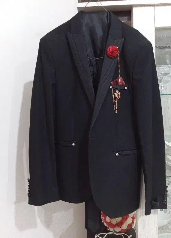 کت و شلواردامادی به همراه جلیقه وکرواتش نوئه نو|لباس|زابل, |دیوار