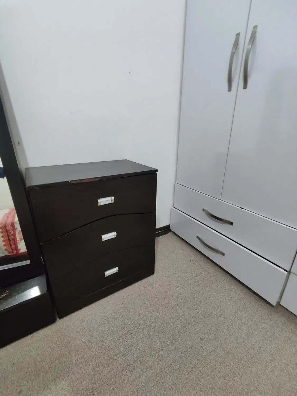 کمد دراور|جاکفشی، کمد، دراور|بیرجند, |دیوار