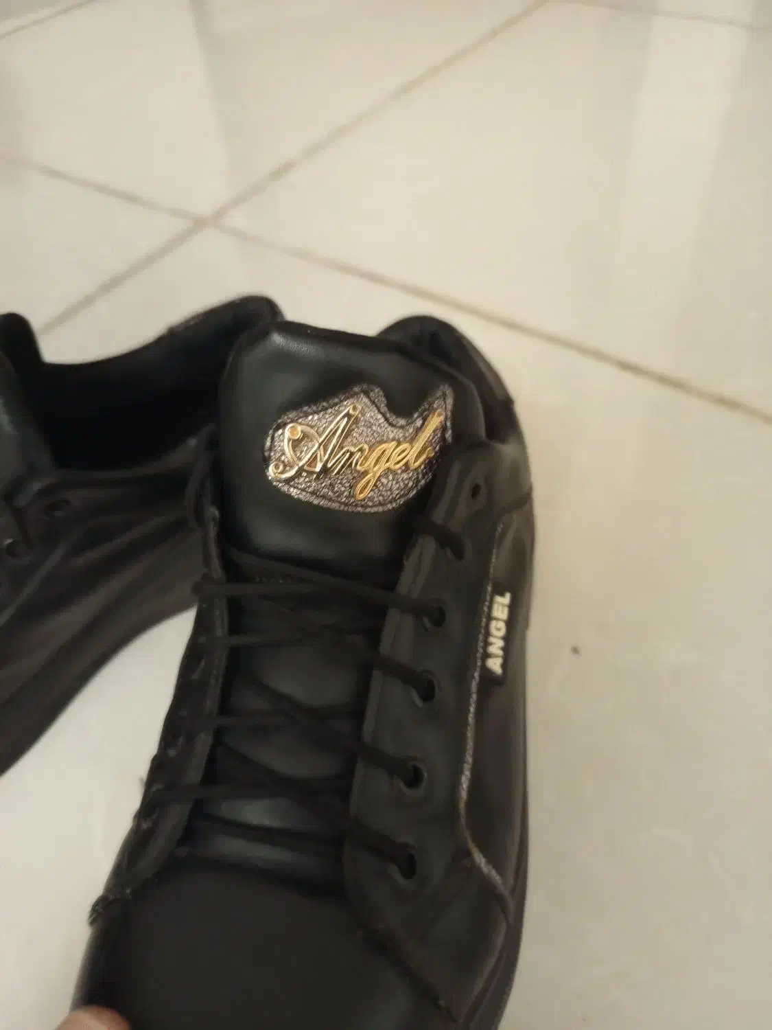 کتونی زنانه آنجل|کیف، کفش، کمربند|پرند, فاز ۴|دیوار