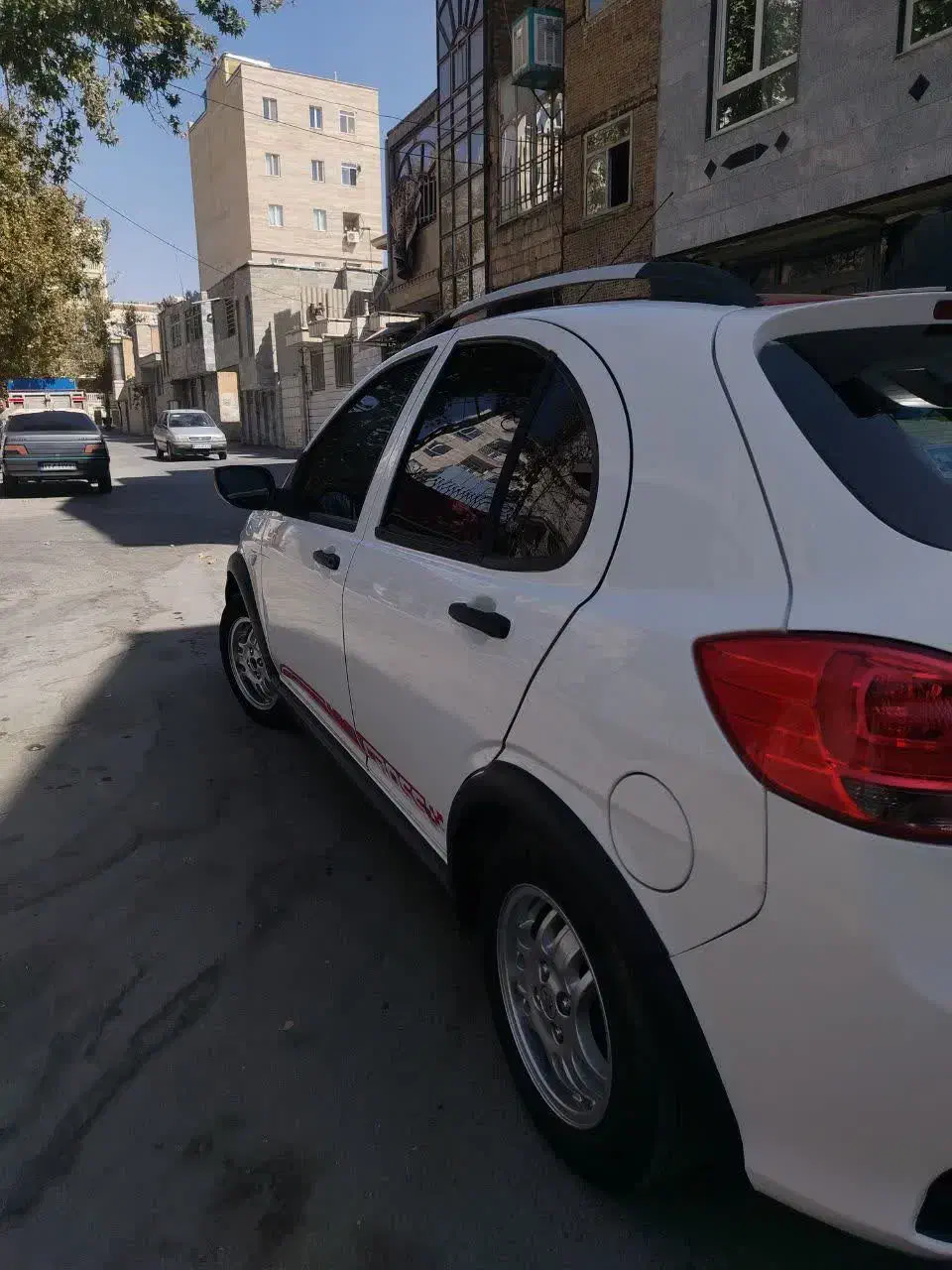 کوئیک Rمدل ۱۴۰۰|خودرو سواری و وانت|بروجرد, |دیوار