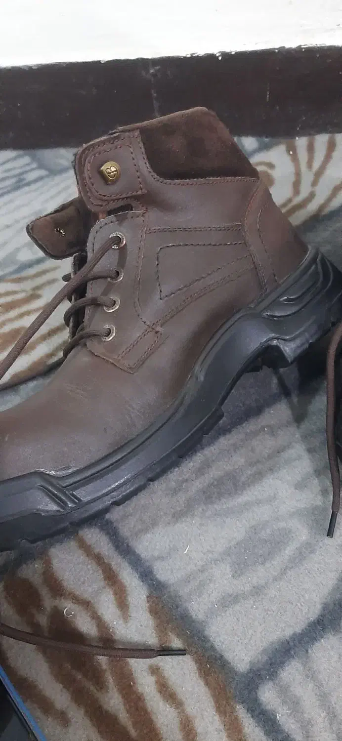 کفش کارسایز ۴۲نو چرم|کیف، کفش، کمربند|اهواز, گلدشت|دیوار