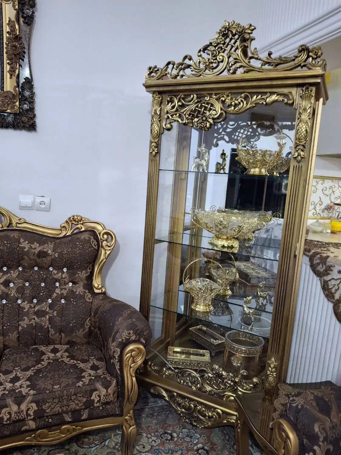 گنجه وساعت|بوفه، ویترین، کنسول|مشهد, خواجه ربیع|دیوار