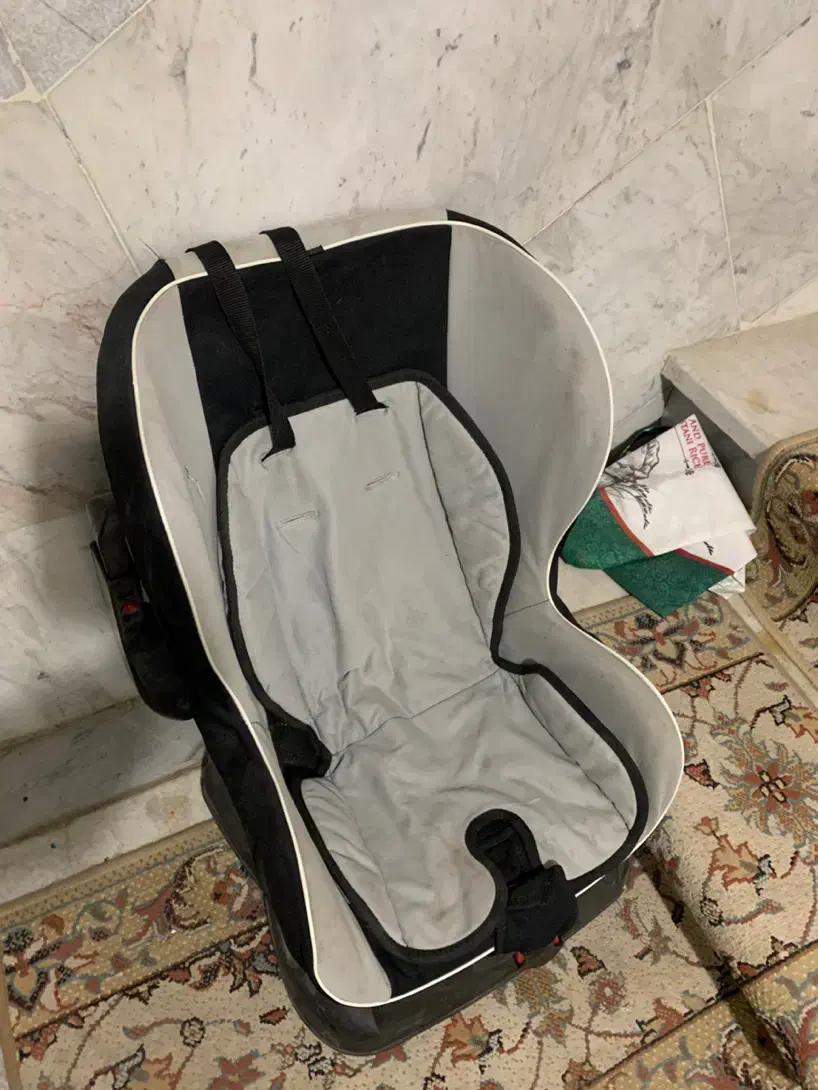 صندلی ماشین|تخت و صندلی بچه|قروه, |دیوار