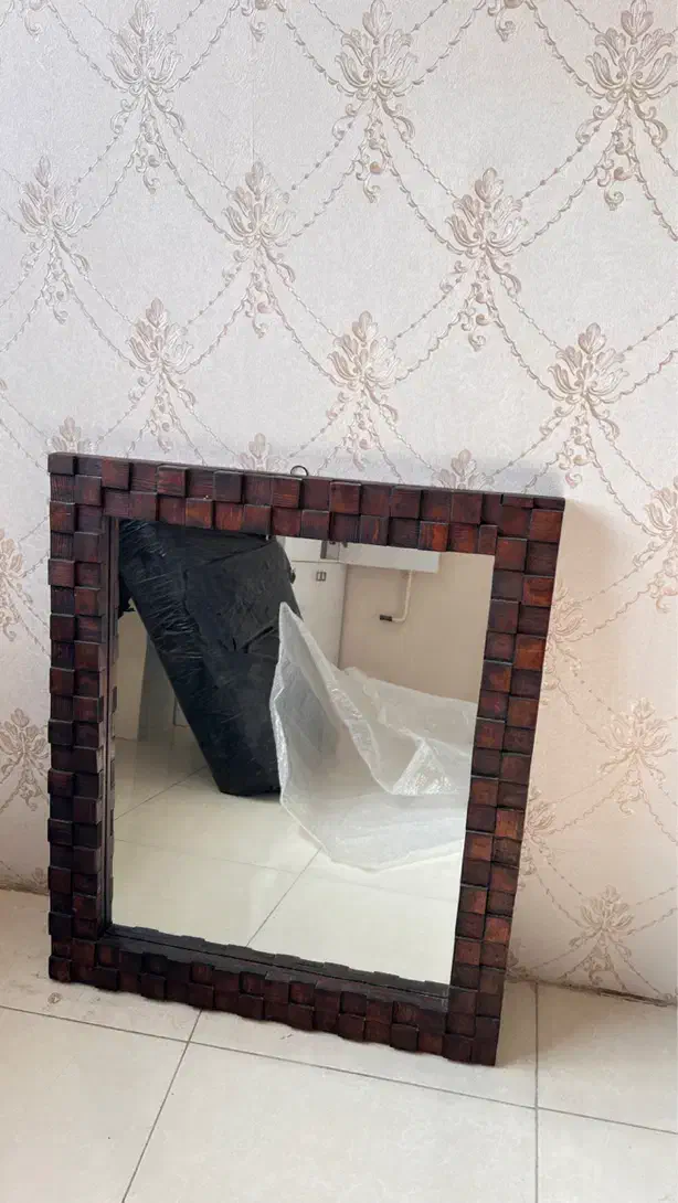 آینه قاب چوبی|آینه|بندر انزلی, پاسداران|دیوار