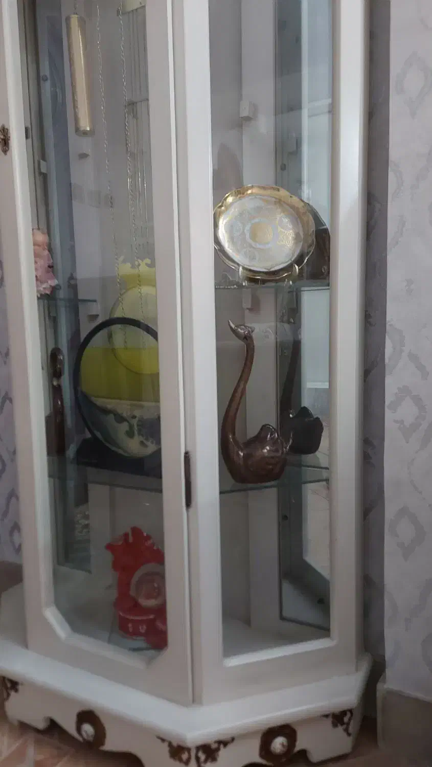 ویترین ساعتی|بوفه، ویترین، کنسول|تهران, آذری|دیوار