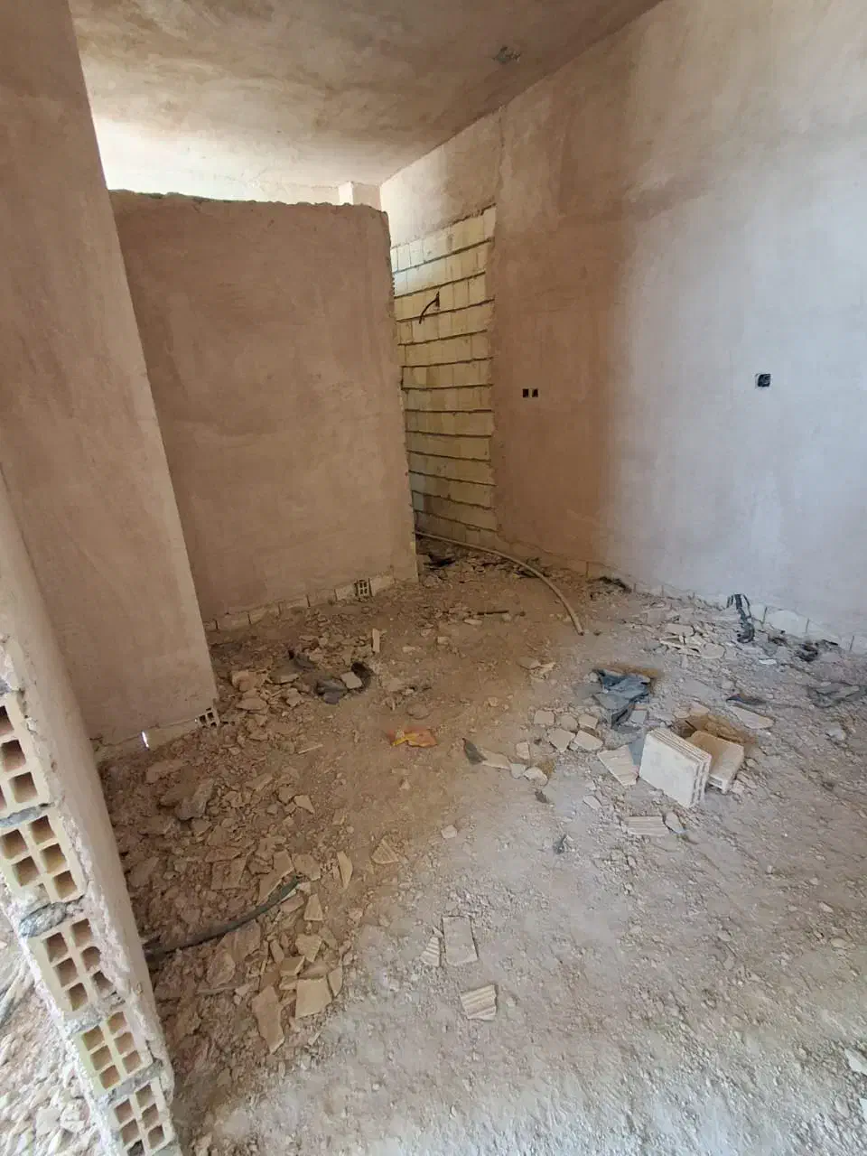 فروش منزل اپارتمانی از ۶۵ متری تا ۱۴۰ متری   اقساط|پیش‌فروش املاک|خمینی‌شهر, |دیوار