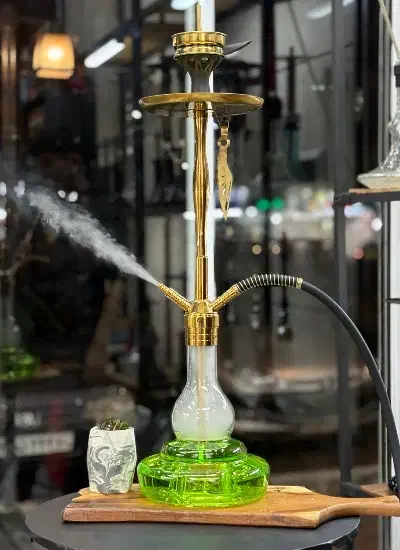 استخدام کارگر کافه قلیان متعهد|استخدام خدمات فروشگاه و رستوران|مشهد, فدک|دیوار