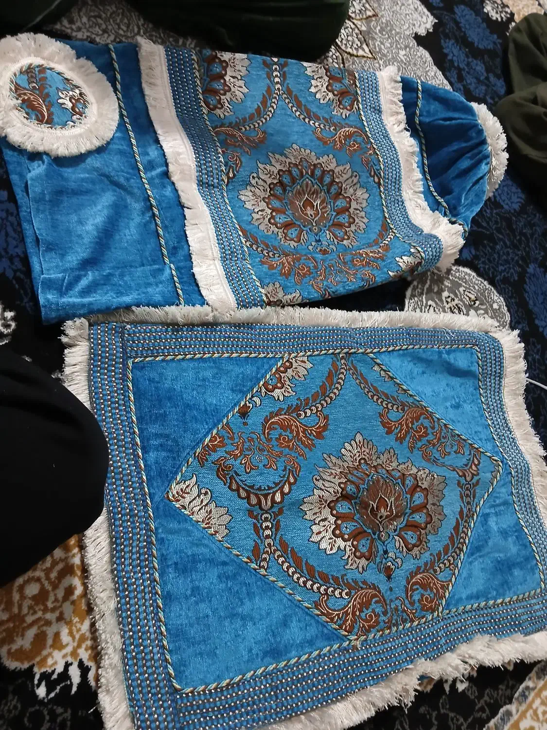 رو بالشتی نو و تمیز|رختخواب، بالش، پتو|یاسوج, |دیوار