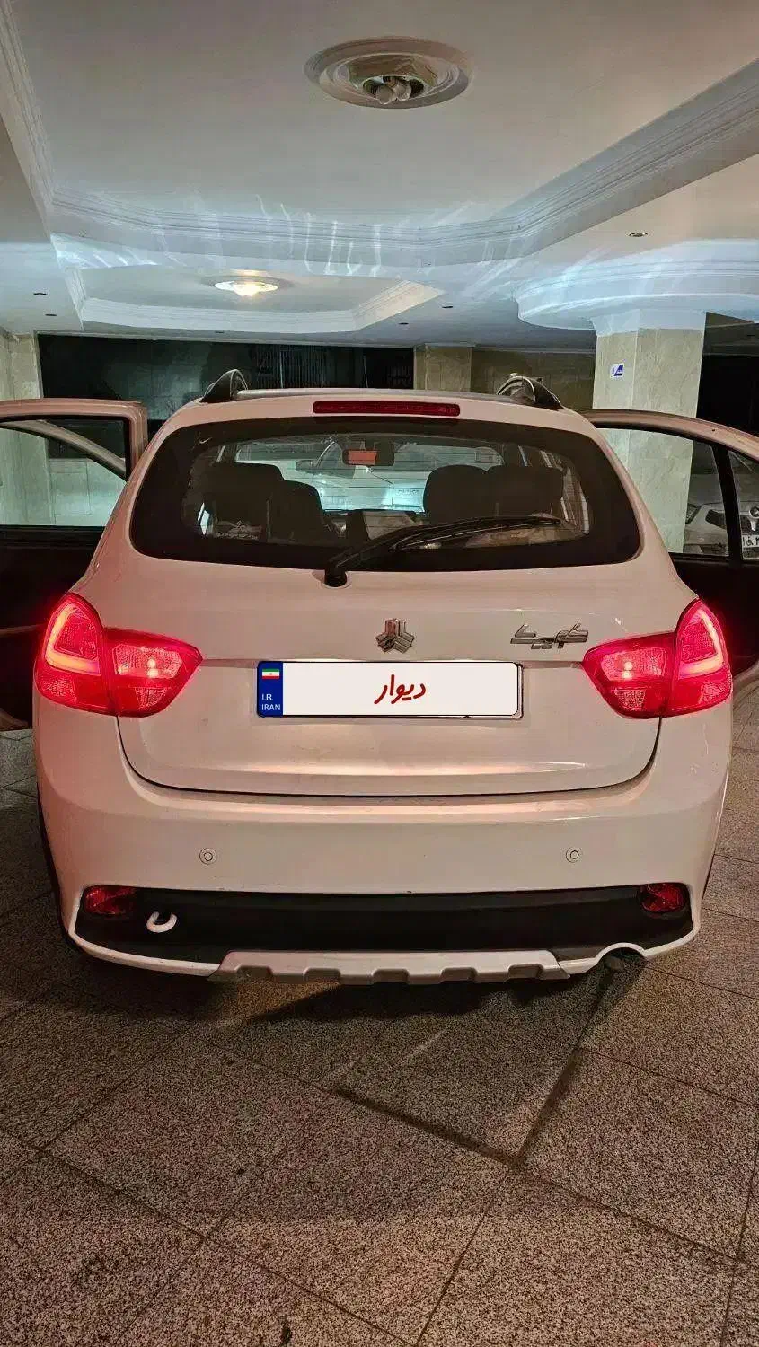 کوئیک R مدل اسفند سال۱۴۰۲ سفید مشکی|خودرو سواری و وانت|تهران, فاطمی|دیوار