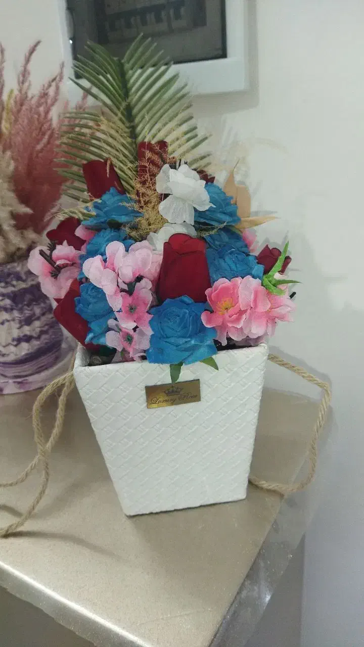 گل مصنوعی 100|گل مصنوعی|بروجرد, |دیوار