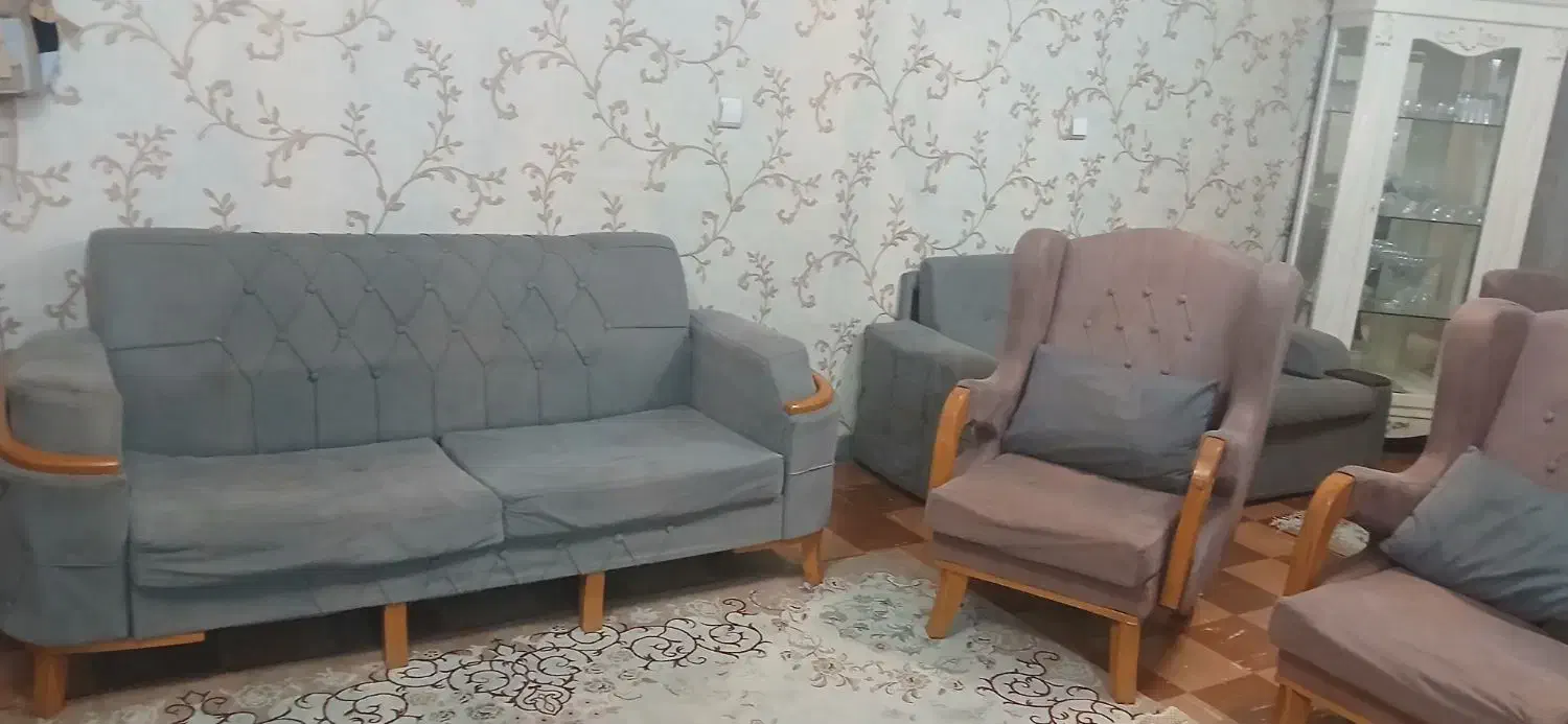 مبل۵نفره|مبلمان خانگی و میز عسلی|باقرشهر, |دیوار