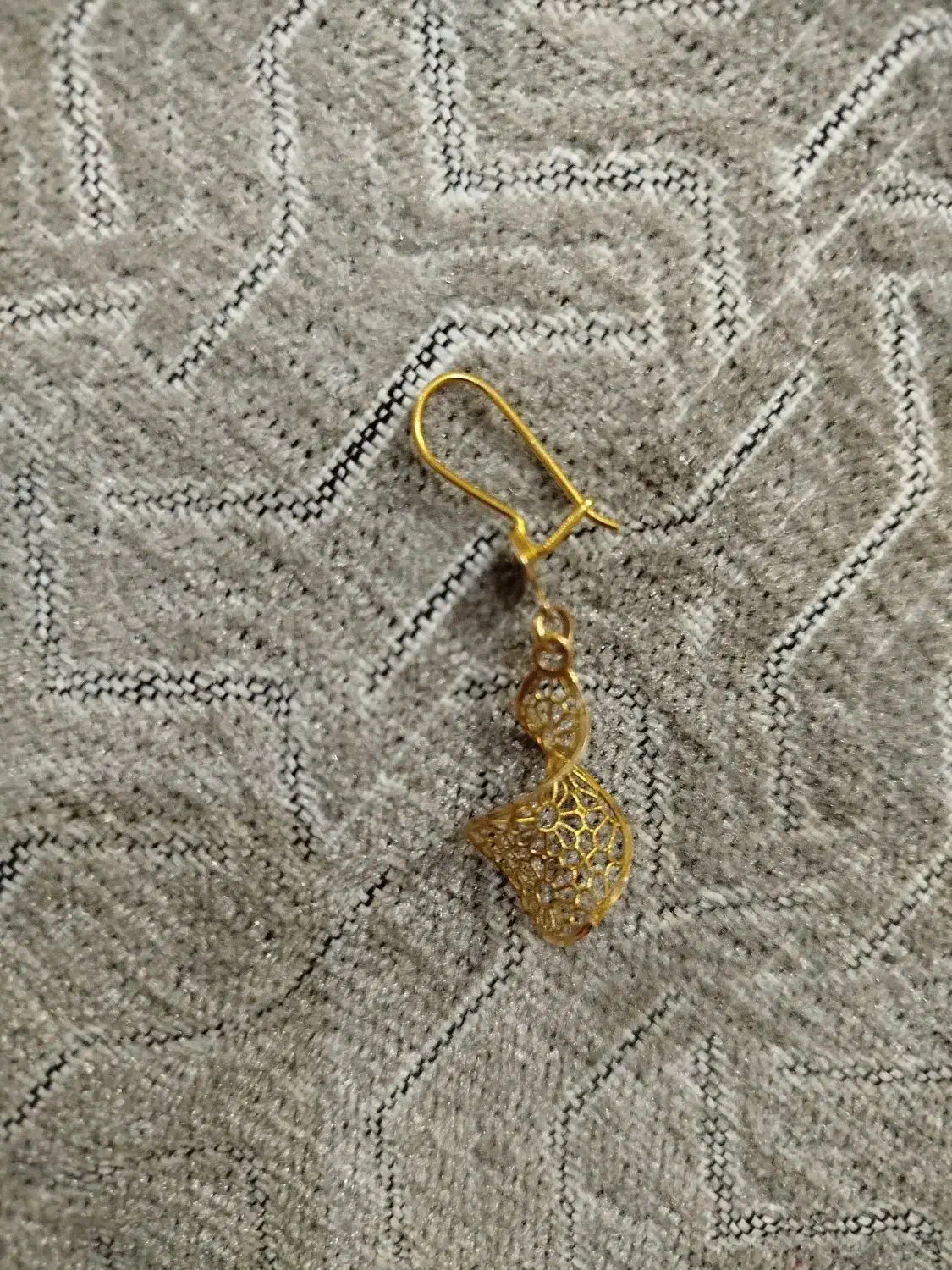 طلا|اشیا|قم, قلعه کامکار|دیوار