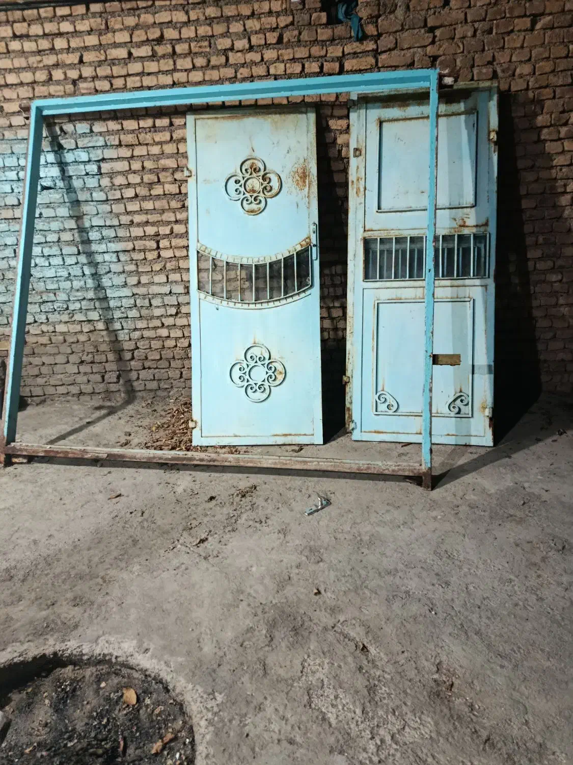 درب پارکینگ|مصالح و تجهیزات ساختمان|هریس, |دیوار