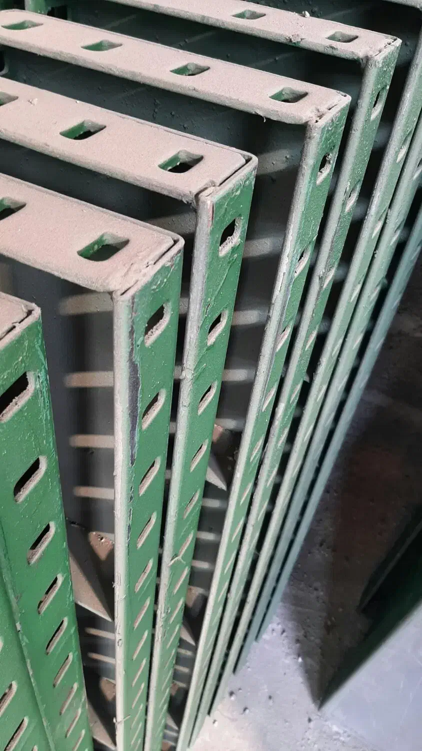 قالب لبه خم جنس اهن اصفهان|مصالح و تجهیزات ساختمان|خورموج, |دیوار