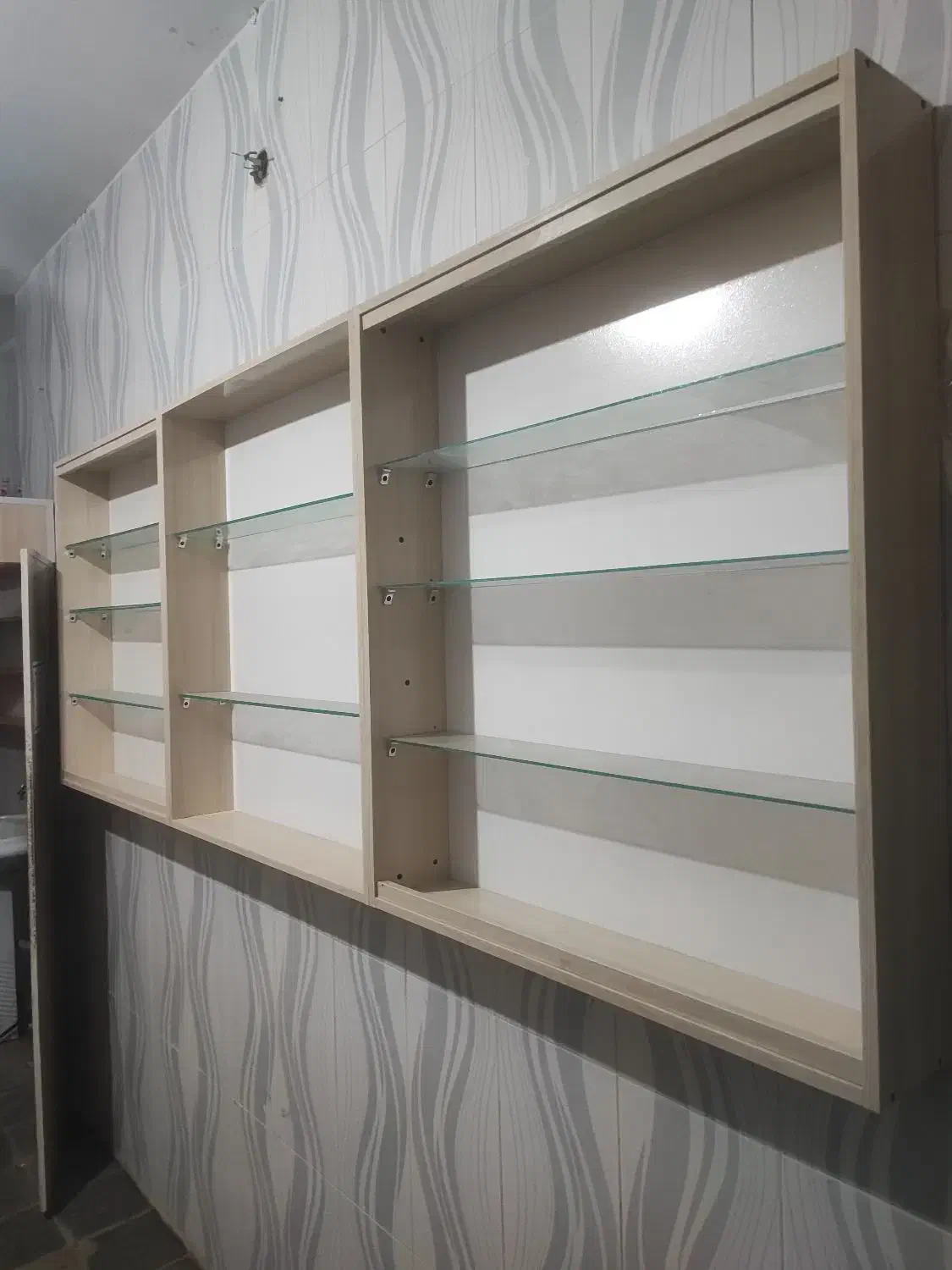 چوب|فروشگاه و مغازه|تربت‌حیدریه, کاشانی|دیوار