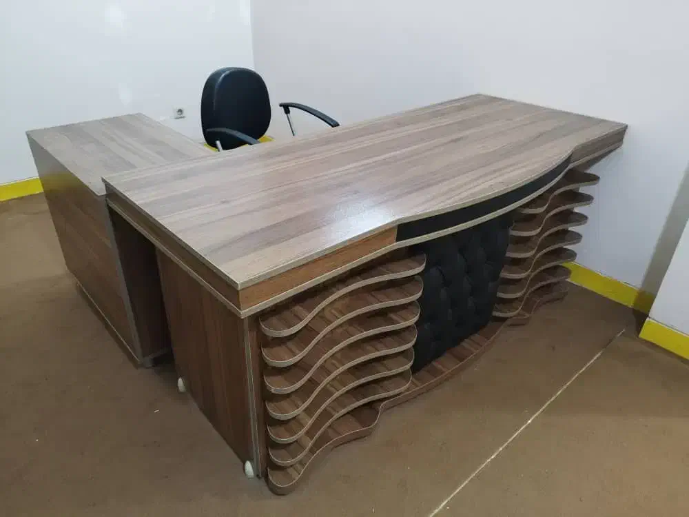 میز مدیریتی ال مانند و صندلی مدیریتی|میز تحریر و کامپیوتر|جم, |دیوار