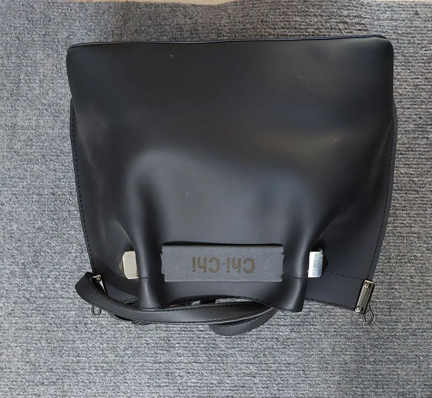 کیف وارداتی|کیف، کفش، کمربند|قم, بنیاد|دیوار