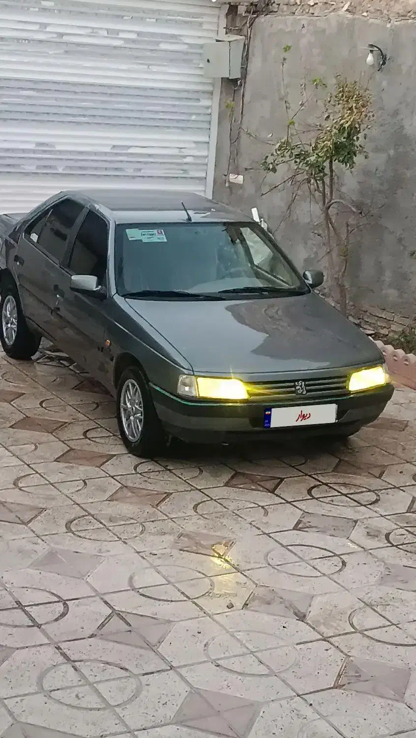 پژو ۴۰۵ مدل ۹۲  بیرنگ اتاق تعویض ۱۴۰۱|خودرو سواری و وانت|کرمانشاه, |دیوار