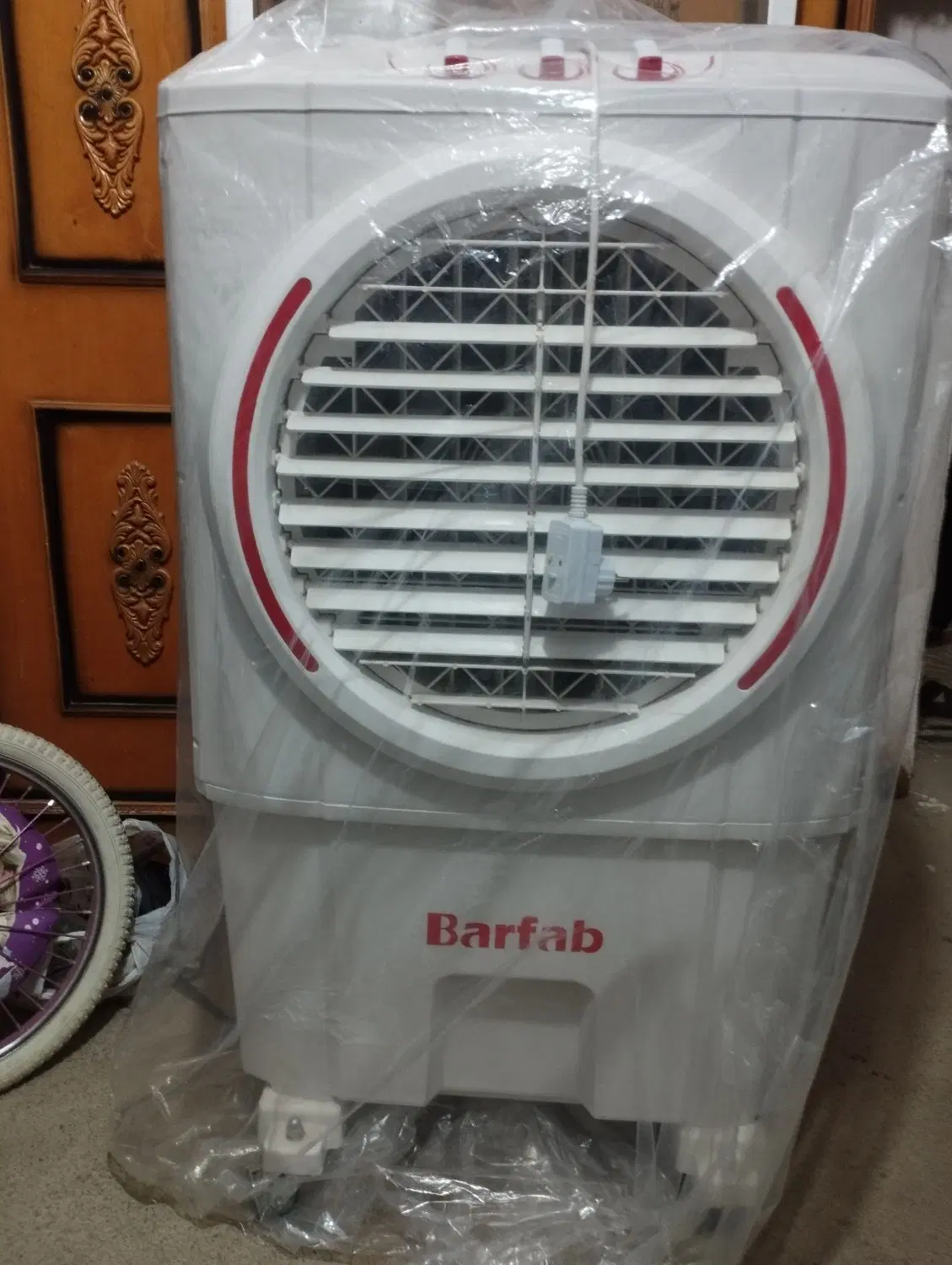 کولر آبی|کولر آبی|نوبران, |دیوار