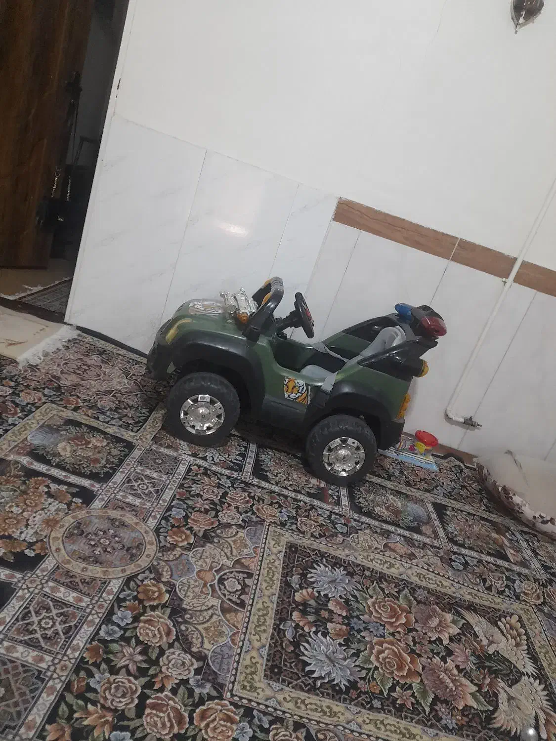 ماشین شارژی|اسباب و اثاث بچه|قرچک, مهدیه|دیوار