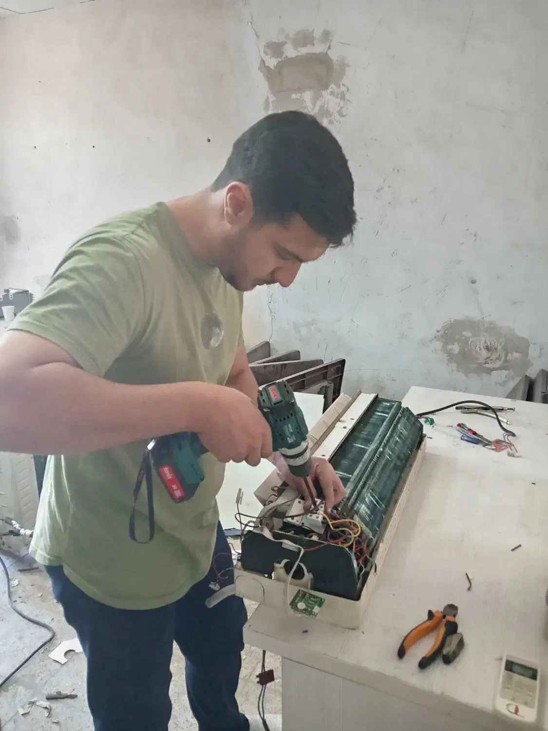 تعمیرات تخصصی پکیج|آبگرمکن، پکیج، شوفاژ|تهران, آهنگ|دیوار