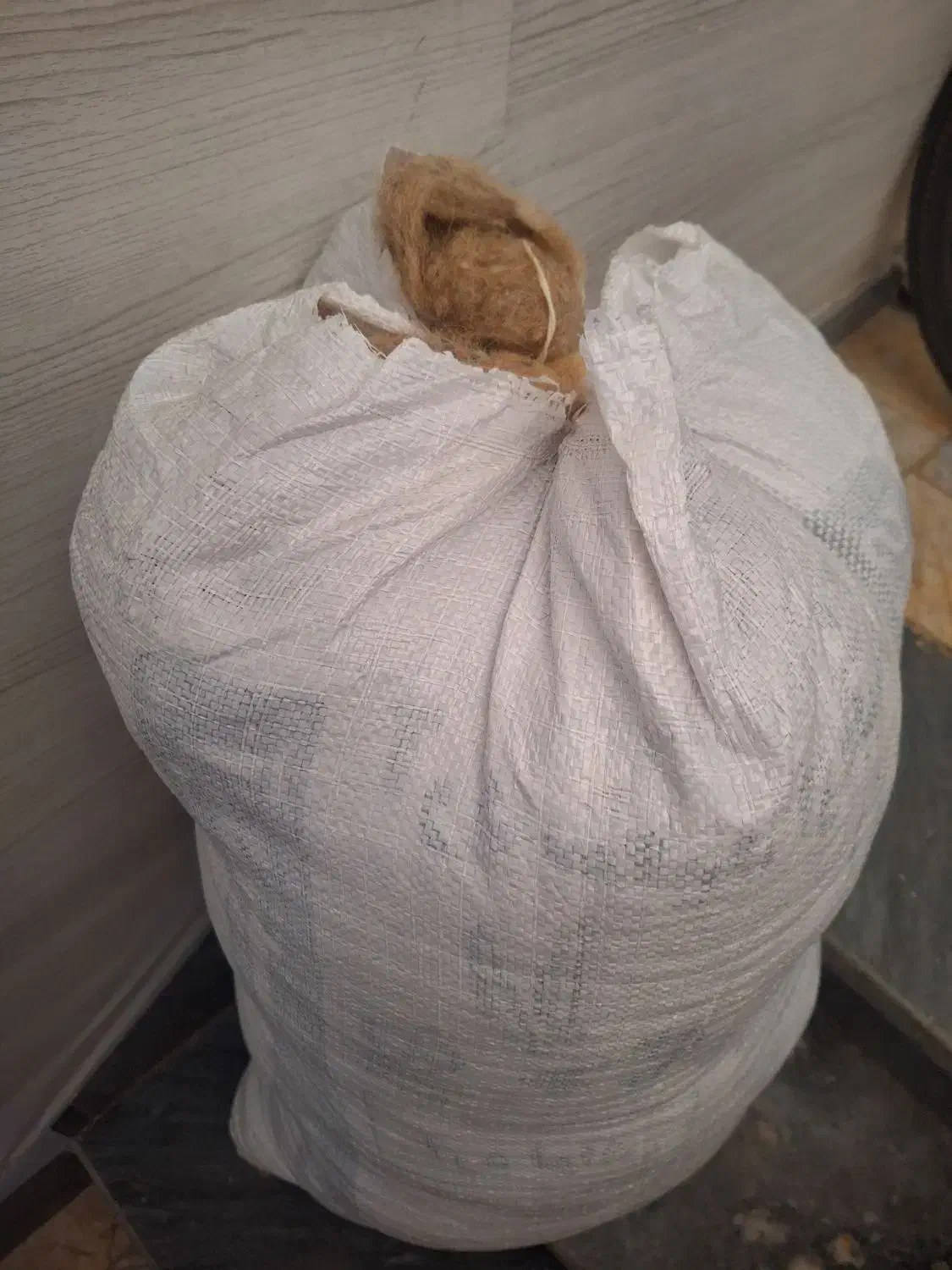 پشم|رختخواب، بالش، پتو|اردبیل, |دیوار