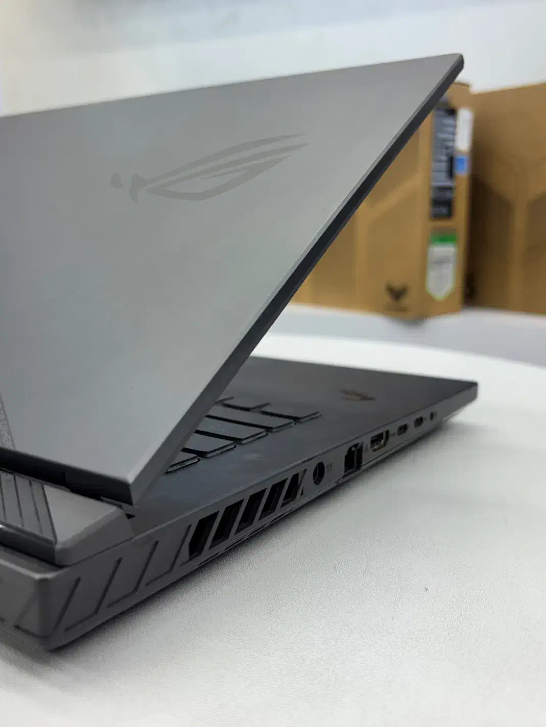 ایسوس راگ غول گیمینگ/i7نسل۱۳HX/گرافیک۴۰۶۰ ۸گیگ|رایانه همراه|تهران, میدان ولیعصر|دیوار