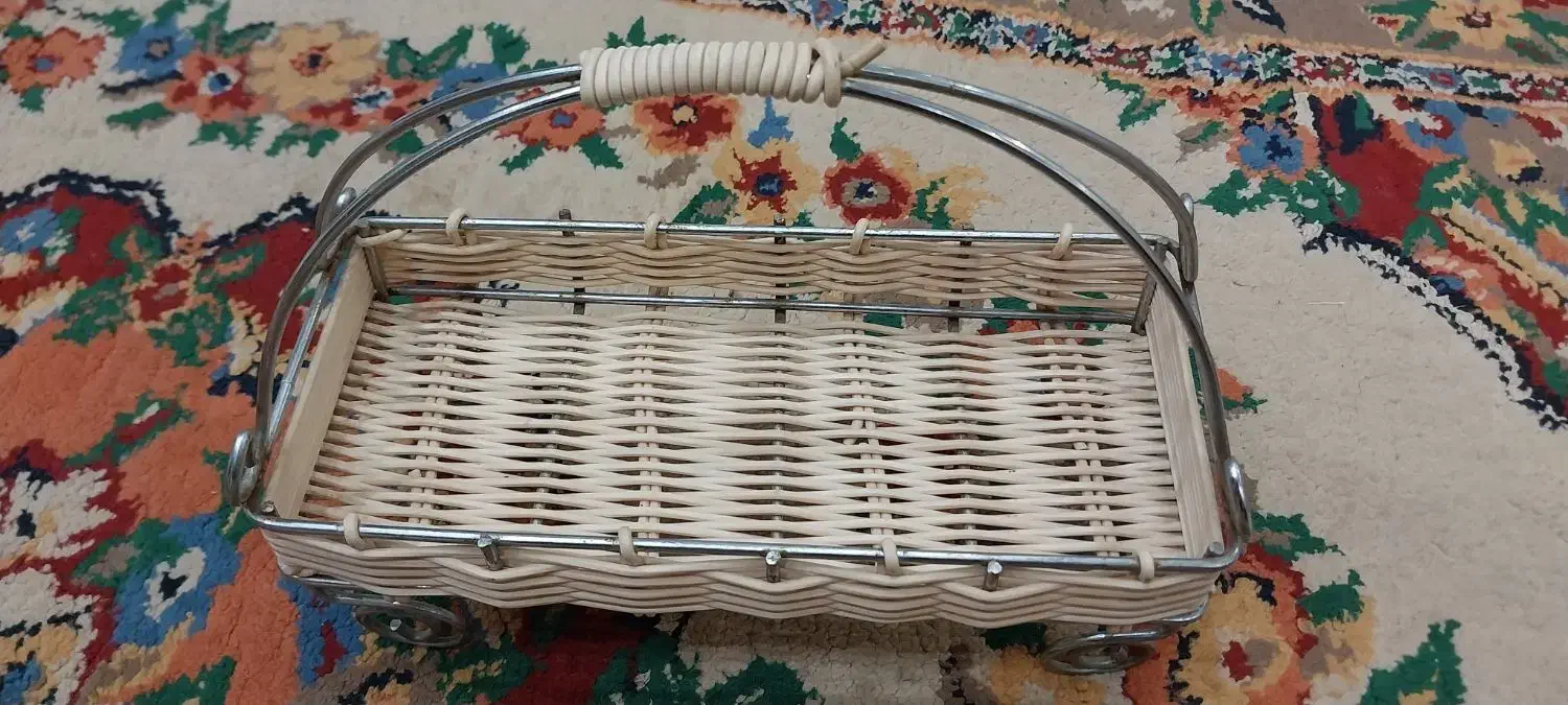 دو عدد جا قاشقی|آبچکان و نظمدهنده ظروف|اهواز, فاز ۲ پادادشهر|دیوار