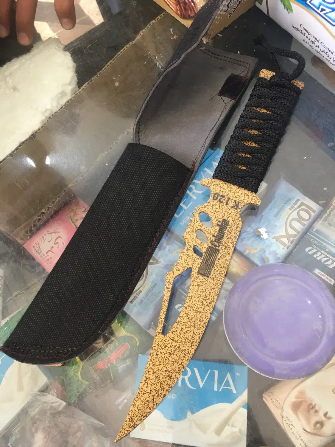 چاقو|ظروف پختوپز|خاش, |دیوار