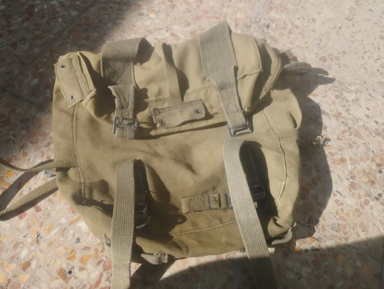 کفش کار|کیف، کفش، کمربند|خرم‌آباد, |دیوار