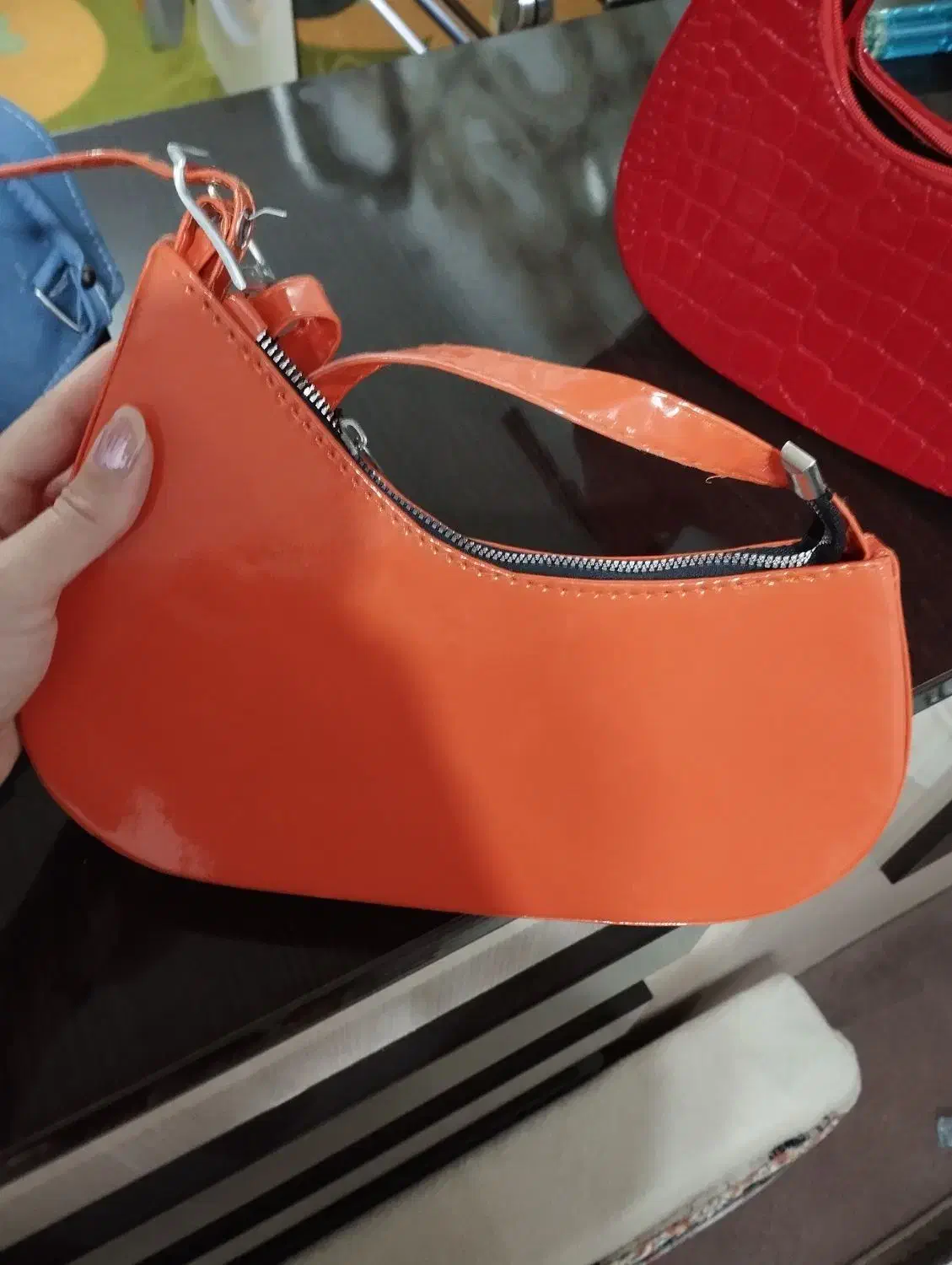 کیف در حد نو یک باراستفاده نشده|کیف، کفش، کمربند|بوکان, |دیوار