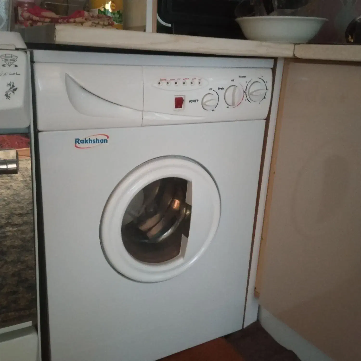 لباس شویی|ماشین لباسشویی و خشک‌کن لباس|باسمنج, |دیوار