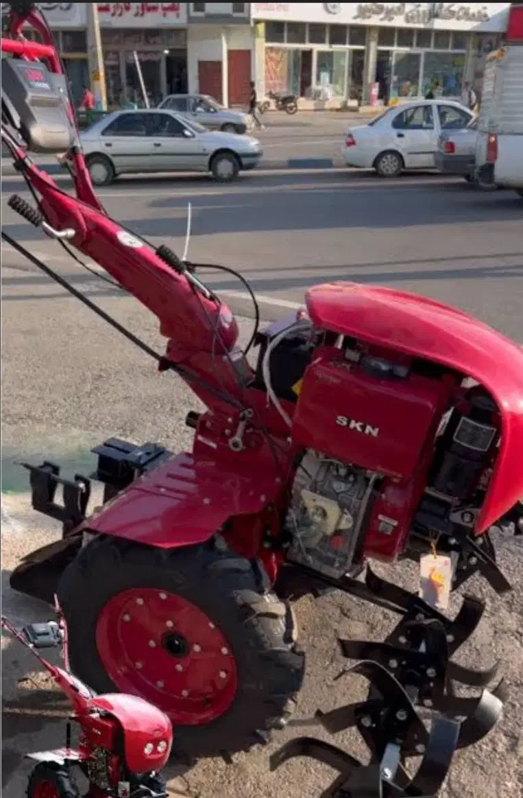 شخم زنی زعفران|خدمات باغبانی و درختکاری|نیشابور, فضل|دیوار