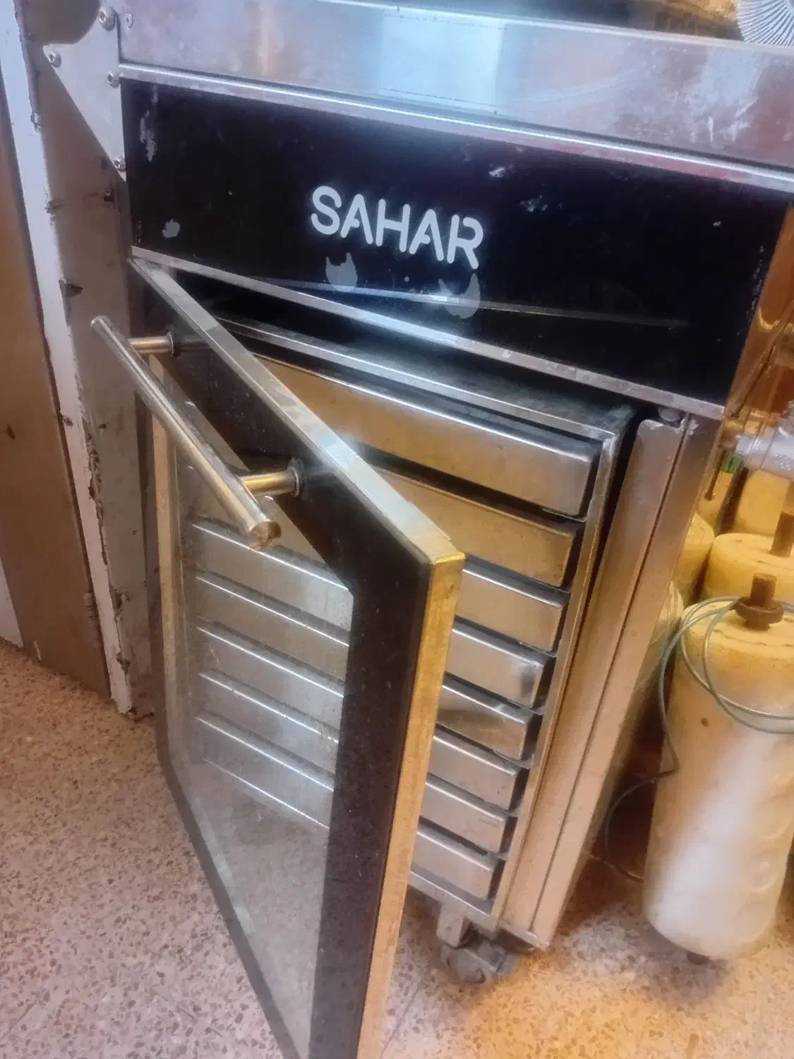 دونات پیراشکی زن فرقنادی فریزر صندوقی المانی زن|فروشگاه و مغازه|اصفهان, گلستان|دیوار