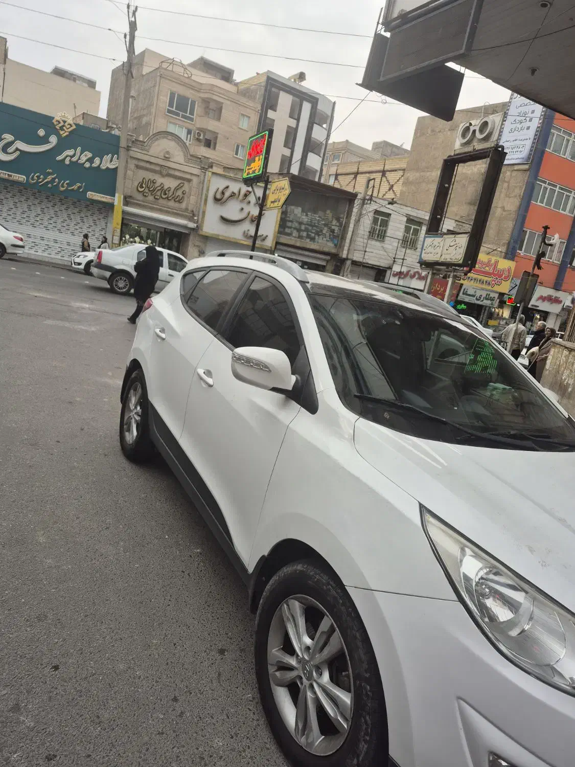 هیوندا توسان ۲۰۱۴ بی رنگ|خودرو سواری و وانت|مشکین‌دشت, |دیوار