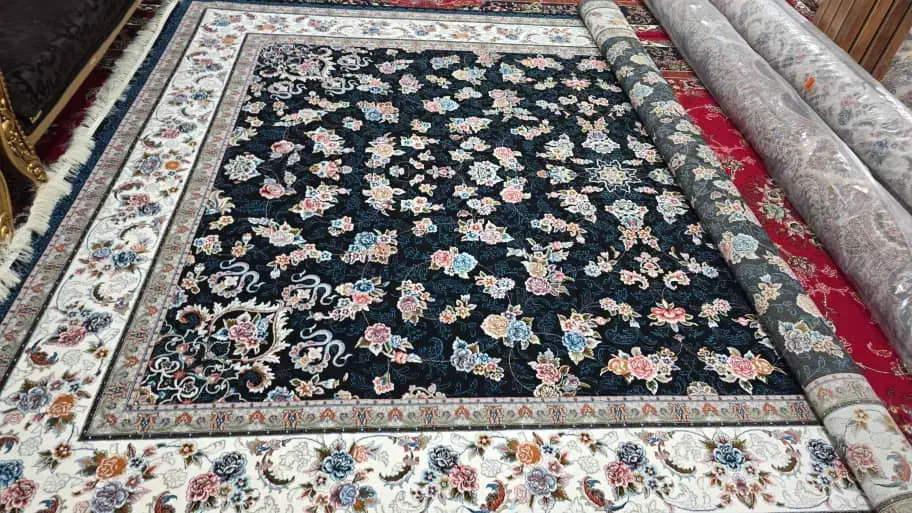 دوعدد فرش|فرش|الشتر, |دیوار