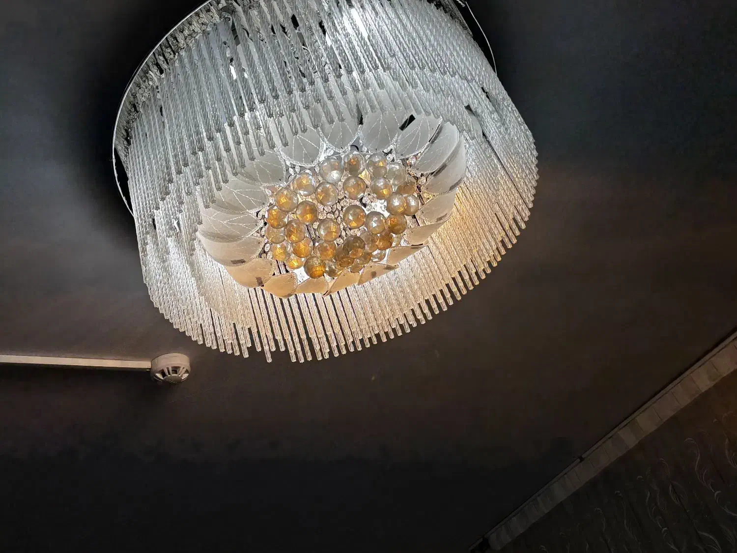 فردش لوستر سقفی|لوستر و چراغ آویز|پرند, فاز ۳|دیوار