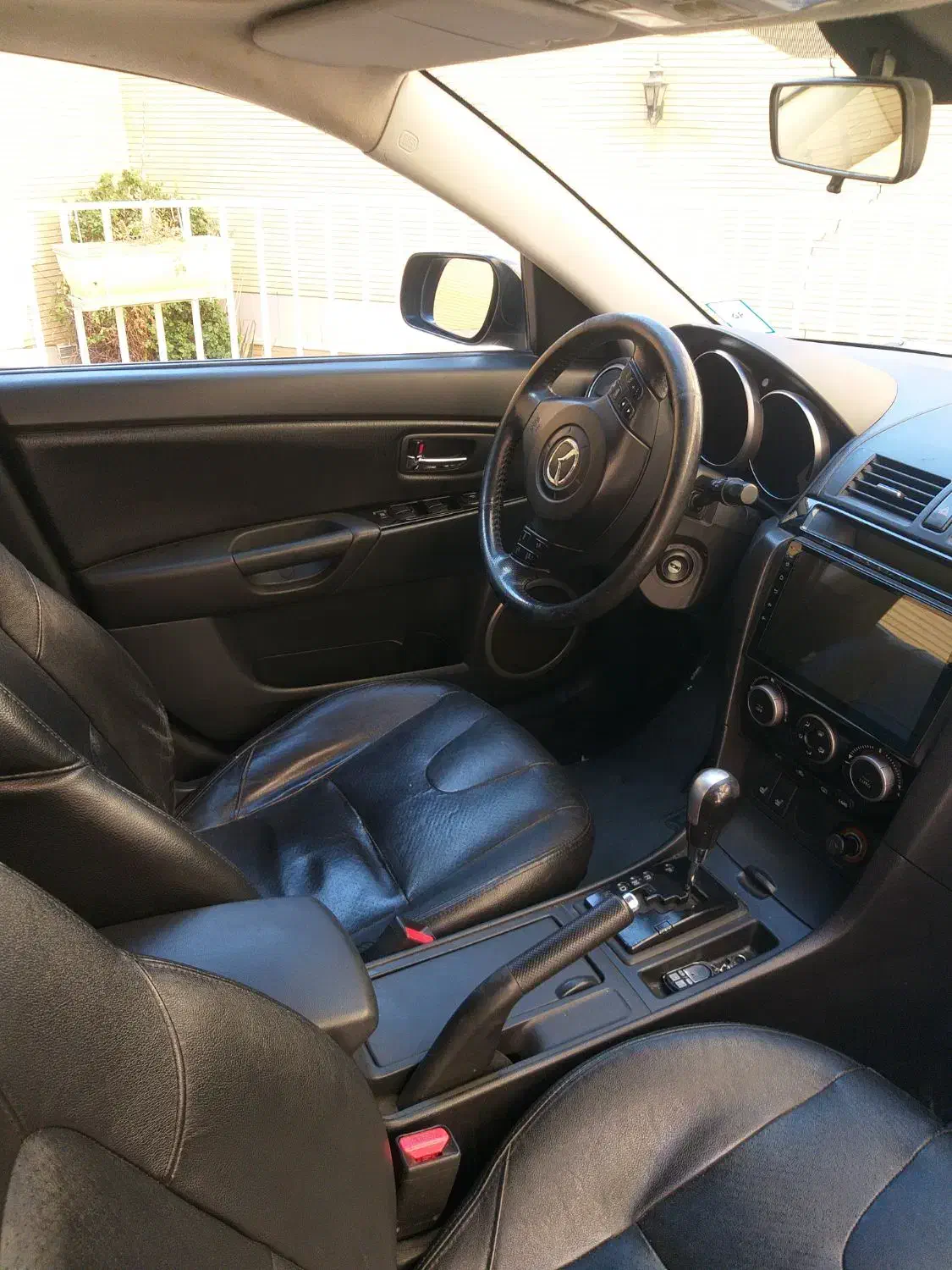 مزدا ۳ تیپ ۳|خودرو سواری و وانت|اصفهان, باغ دریاچه|دیوار