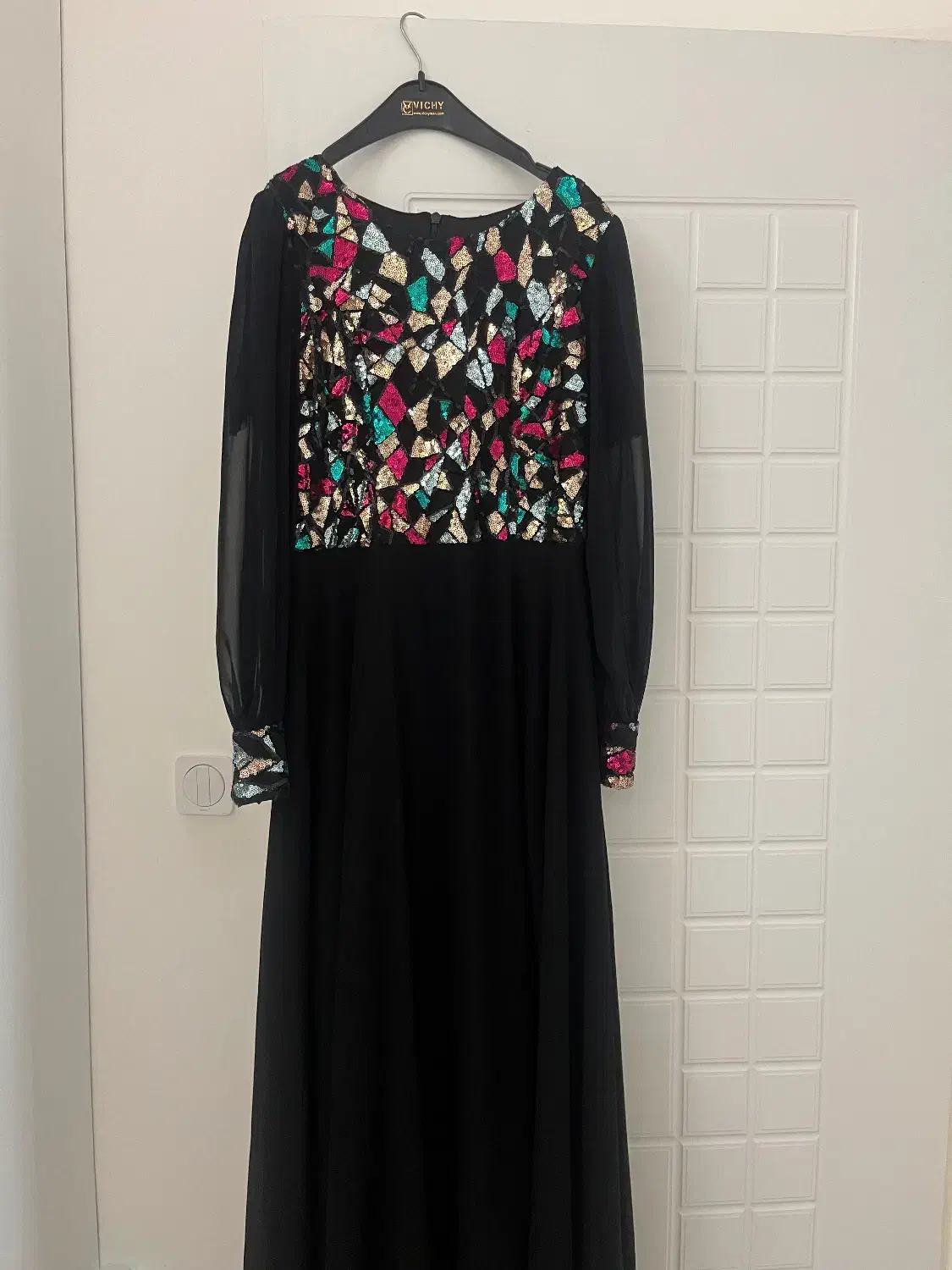 لباس مجلسی ترک|لباس|رشت, چمارسرا|دیوار