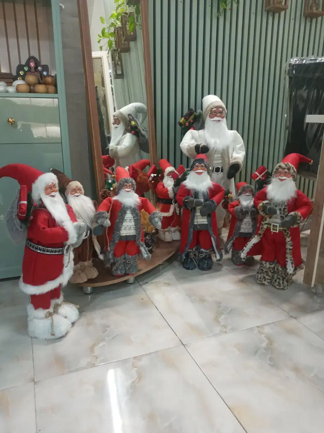 بابانوئل مخملی|اسباب‌‌بازی|بناب, |دیوار