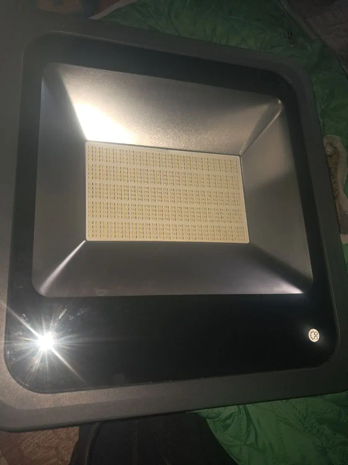 پرژکتور|لامپ و چراغ|شیراز, لب آب|دیوار