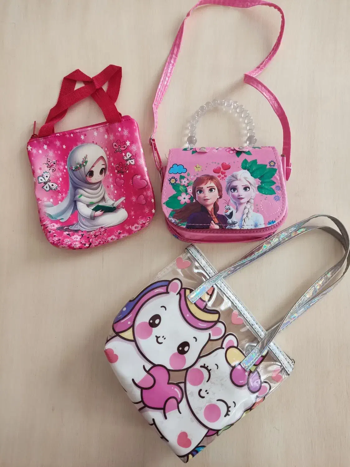 کیف بچگانه|کیف، کفش، کمربند|کرج, اتحاد|دیوار