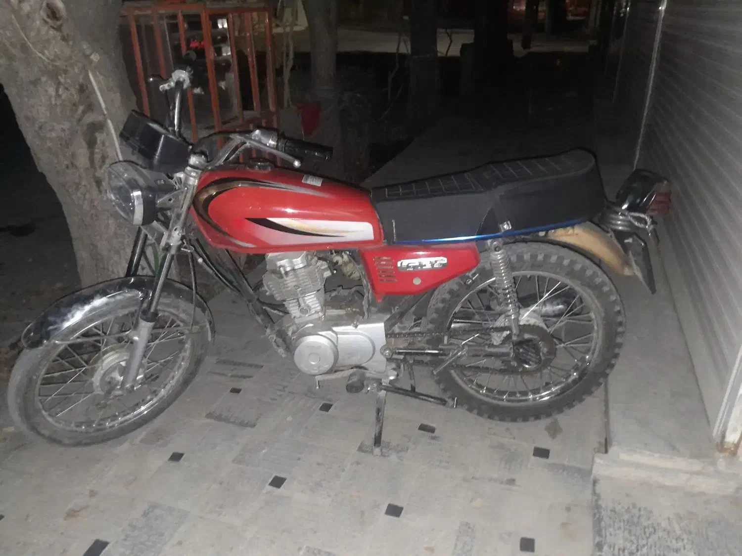 هوندا 125 تپش|موتورسیکلت|خمینی‌شهر, |دیوار