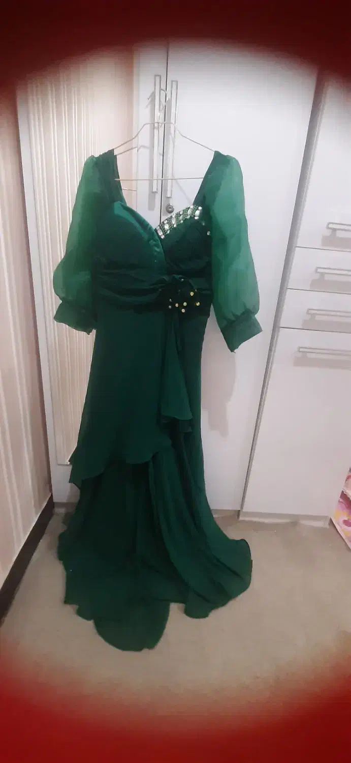 پیراهن|لباس|شوشتر, |دیوار