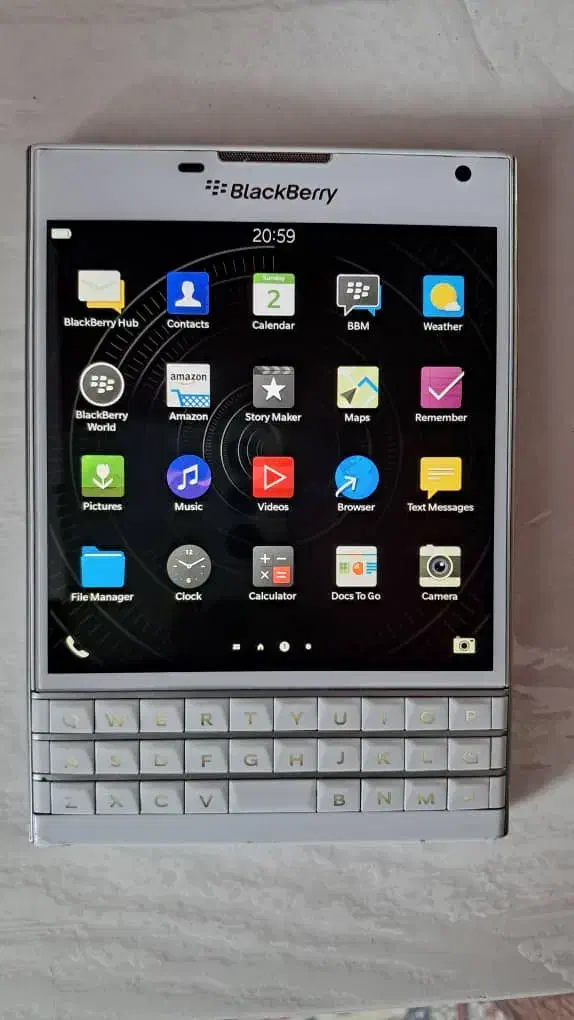 Blackberry Passport|موبایل|شیراز, تاچارا|دیوار