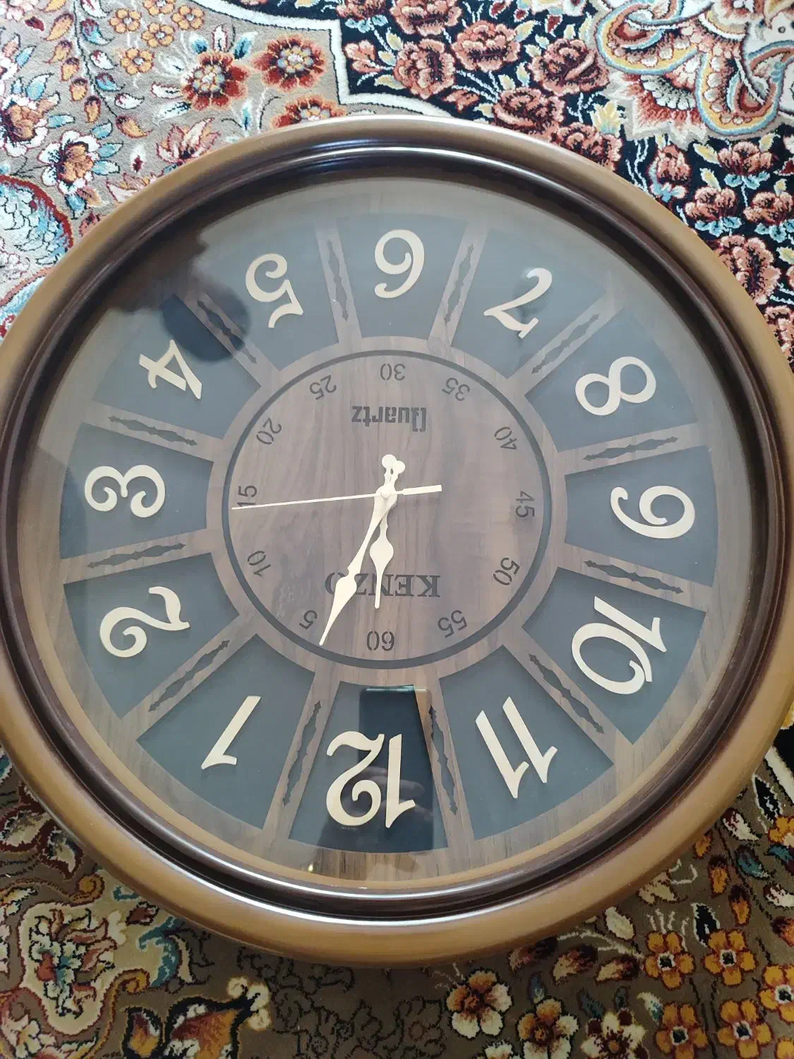 ساعت دیواری گرد|ساعت دیواری و تزئینی|شاهینشهر, مسکن مهر|دیوار