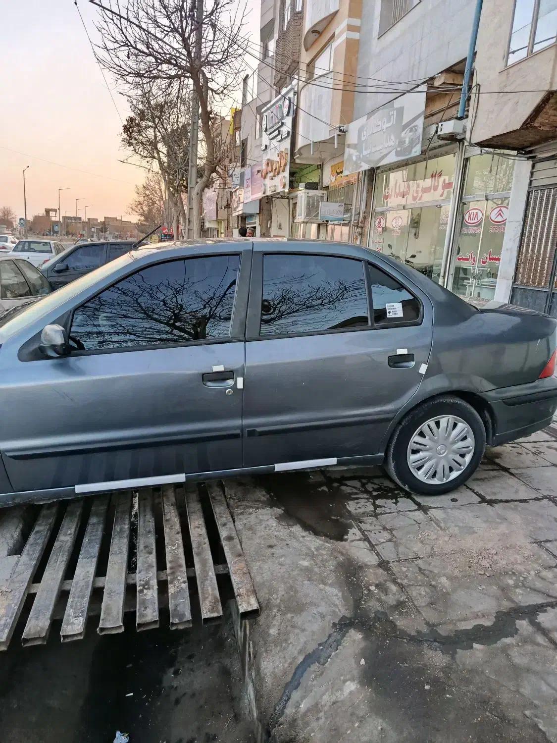 سمند خونگی درجه1|خودرو سواری و وانت|سبزوار, چهارراه فرودگاه|دیوار