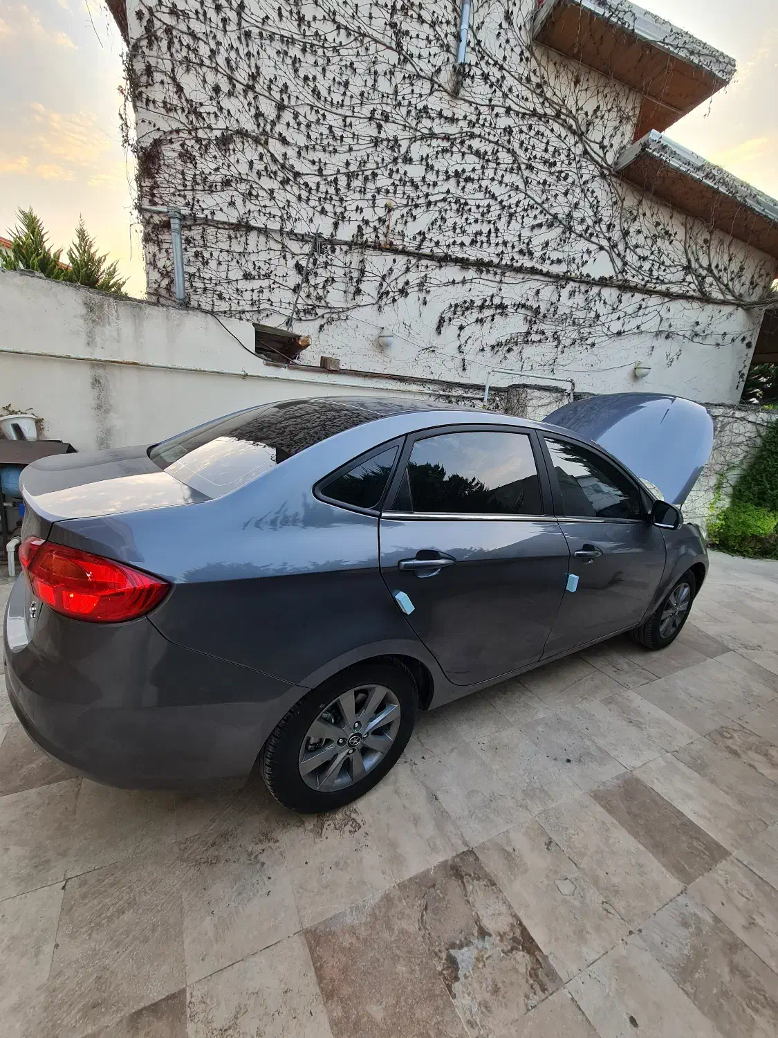 جک j4 مدل تیر ماه ۴۰۴|خودرو سواری و وانت|ایزدشهر, |دیوار