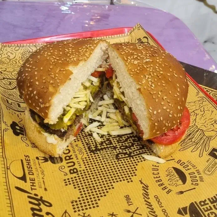 استخدام نیروی کاربامزایای خوب|استخدام خدمات فروشگاه و رستوران|اهواز, فرهنگ شهر|دیوار